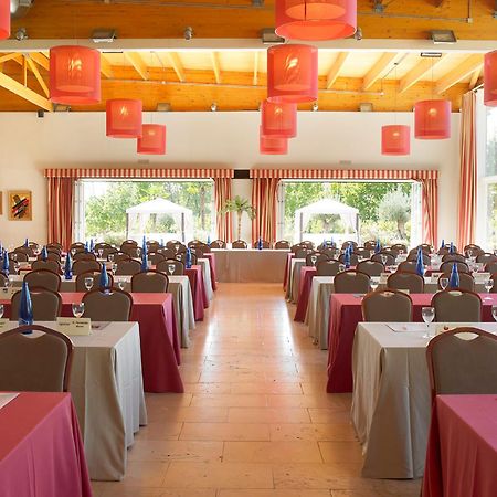 Hotel Isla De La Garena Alcalá de Henares Affari foto